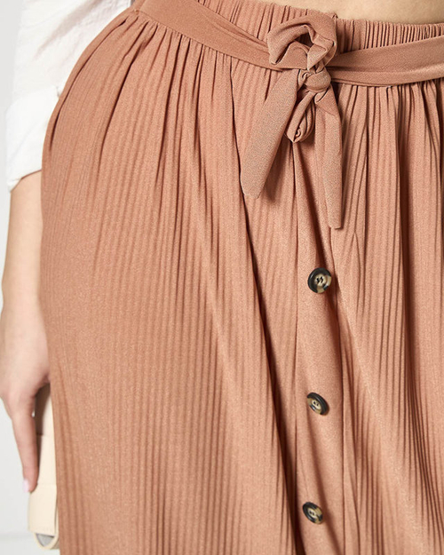 Коричнева жіноча плісирована спідниця максі на ґудзиках - Одяг