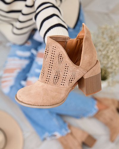 Royalfashion Ažurové polobotky ve světle hnědé barvě Revivela