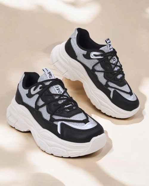 Кросівки Royalfashion для жінок на товстій підошві Teresii