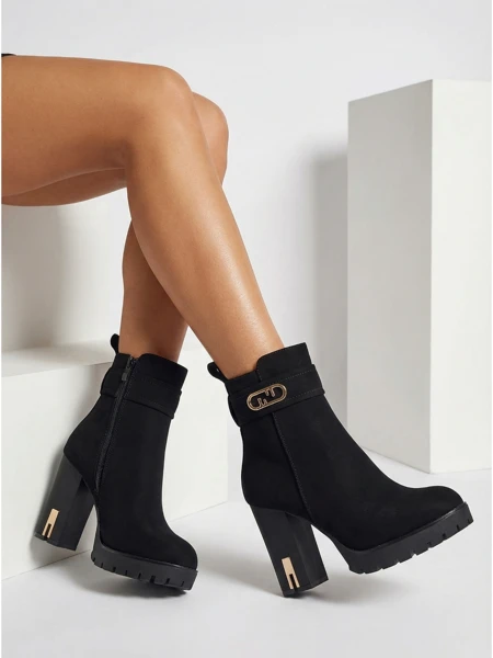 Dámské kotníkové boty eko semišové na sloupku Tovia