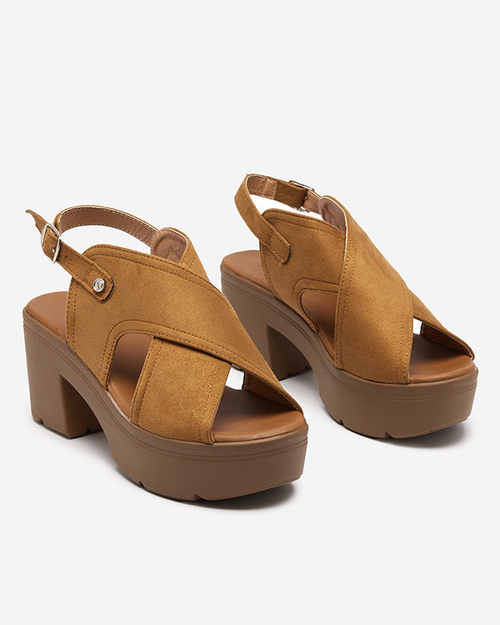 Коричневі босоніжки на підборах Mihele