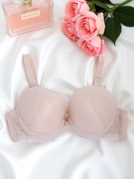 Royalfashion Dámská podprsenka push-up s krajkou Coco Lift