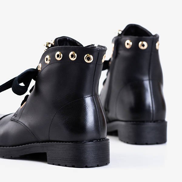 Černé tašky s dekoracemi Havelte - obuv