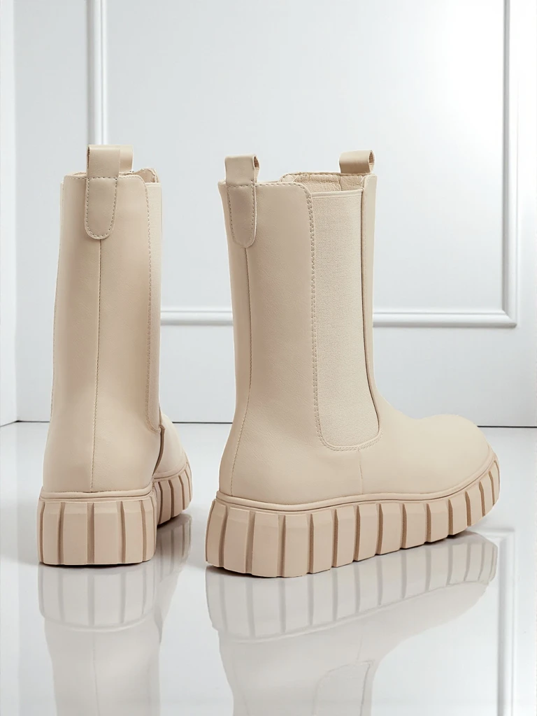 Vyšší dámské kotníkové boty z eko kůže Livora