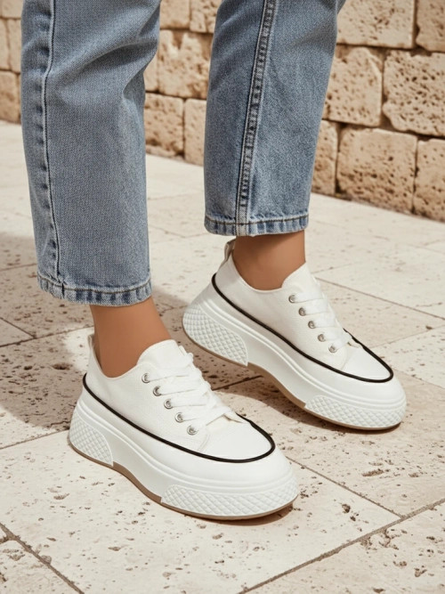 Royalfashion Жіночі платформи-спортівки Beemes