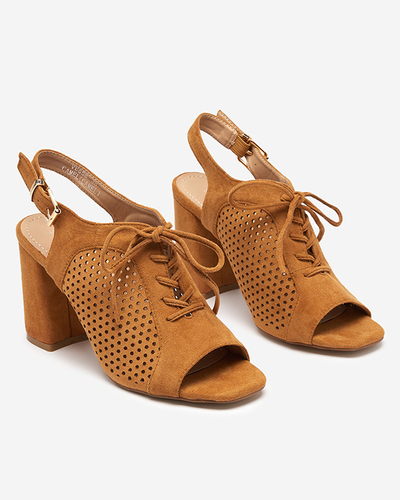 Жіночі ажурні босоніжки на пості в Sasqan camel - Взуття