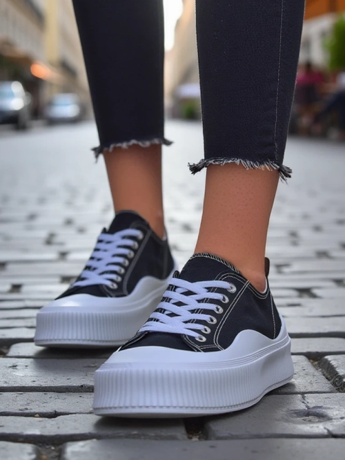 Royalfashion Жіночі платформи кросівки Mirrosse