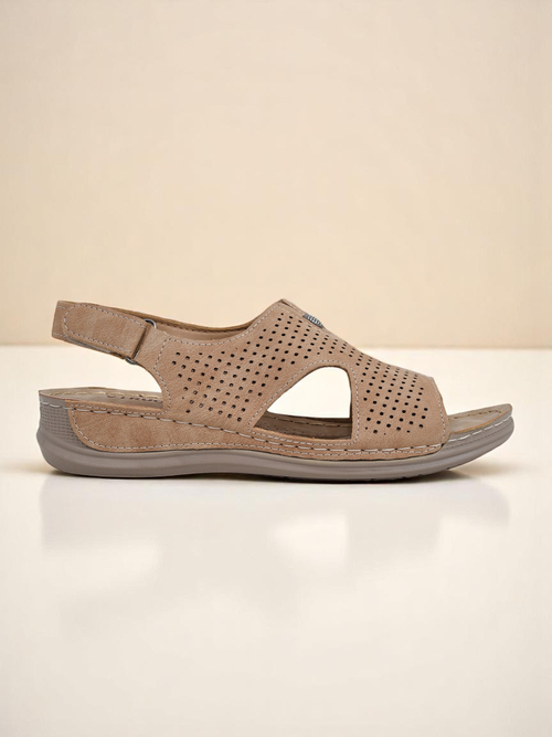 Royalfashion Жіночі ажурні сандалі Leminni