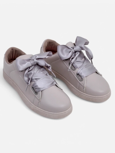 Royalfashion Жіночі кросівки з еко-шкіри з декоративними шнурками Etti