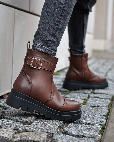 Темно-коричневі жіночі черевики з пряжкою Utilas - Взуття