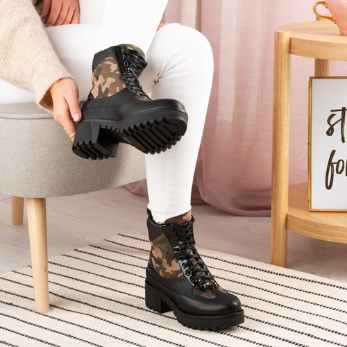 Чорні черевики з комуфляжною вставкою Berkut - Взуття