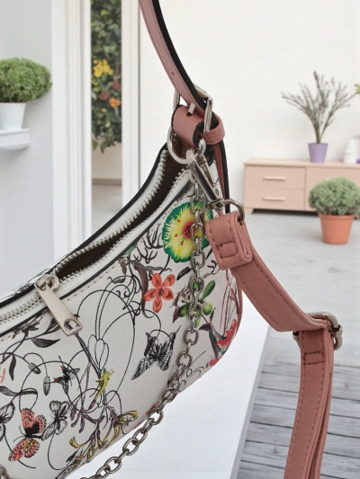 Royalfashion Malá dámská kabelka z ekologické kůže s květinovým vzorem Lily Bloom