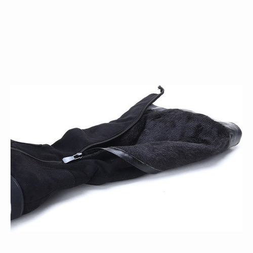 Czarne kozaki na platformie An - Obuwie