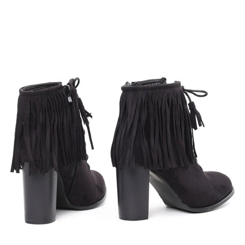 Czarne botki zamszowe na słupku z frędzlami - Obuwie