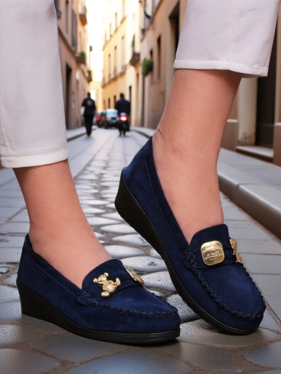 Royalfashion Dámské loafers na nízkém klínu Mollan