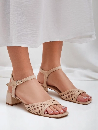 Royalfashion Жіночі сандалі з відкритай в'язкою Azopi