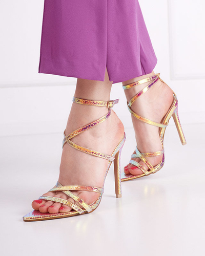 Holografické sandály na podpatku z růžového zlata od Georio - Footwear
