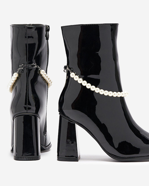 Чорні лаковані жіночі високі чоботи на шпильці Rassla- Взуття