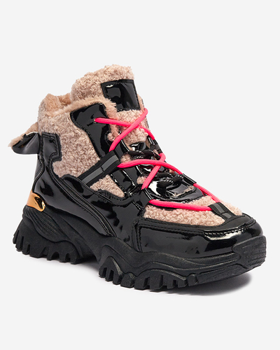 Černá dámská sportovní obuv s kožíškem a neonově růžovými tkaničkami Adbo- Obuv