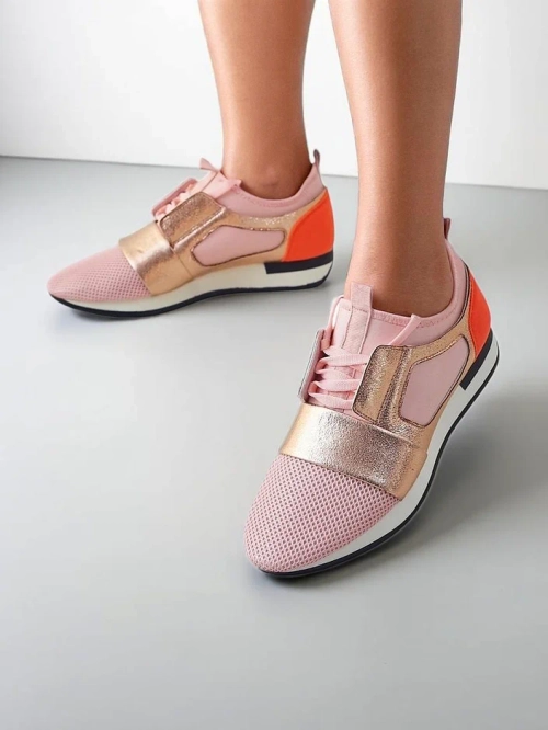 Royalfashion Жіночі текстильні спортивні кросівки Gentlesi