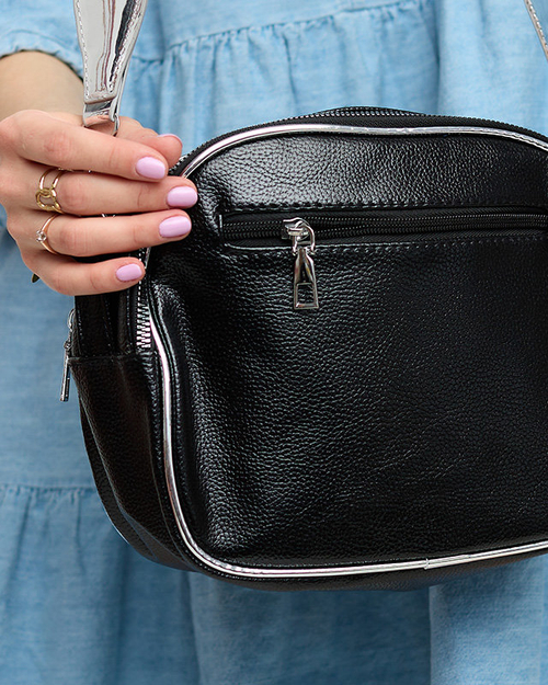 Маленька жіноча сумочка з написами - Аксесуари