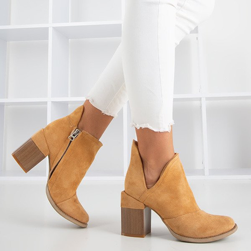 Світло-коричневі жіночі ботильйони з вирізами Cintura - Взуття