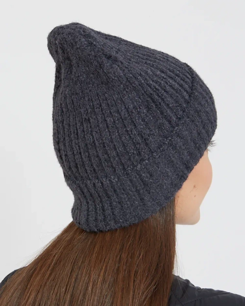 Жіноча утеплена шапка Royalfashion