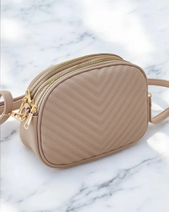 світло-коричневий || коричневий