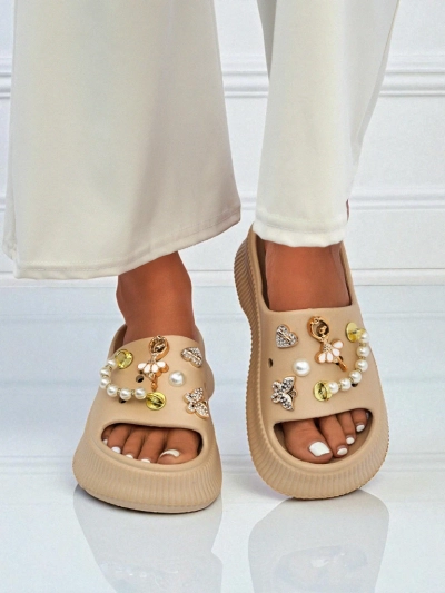 Royalfashion Dámské gumové sandály s ozdobami Slash Glam