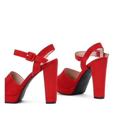 Червоні босоніжки на високій пості Пескина - Взуття 1