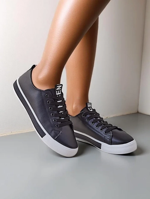 Royalfashion Жіночі кросівки з еко-шкіри Eccola