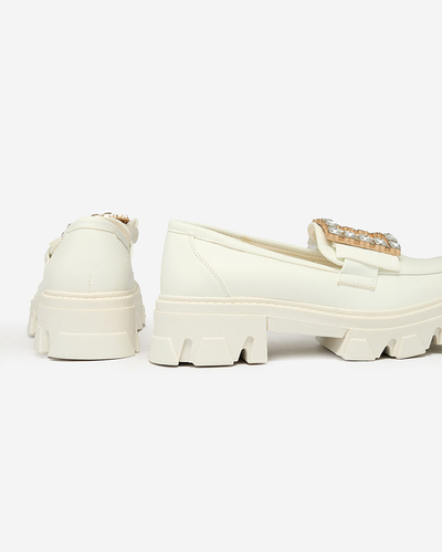 Royalfashion Bílé mokasíny s ozdobou na nártu Alomease