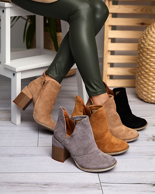 Бежеві жіночі ботильйони з вирізами Cintura - Взуття