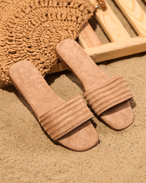 Світло-коричневі жіночі тапочки з еко-замші Malona - Взуття