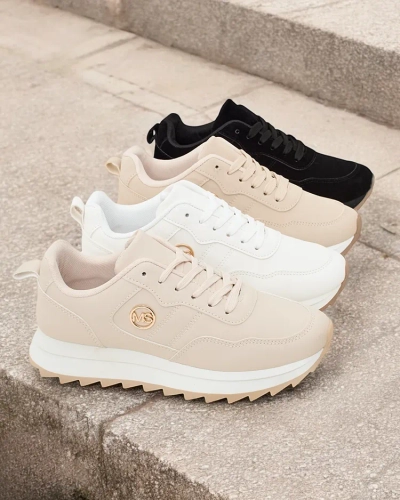 Жіночі кросівки Royalfashion Borumo