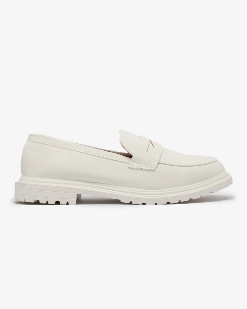 OUTLET OUTLET Royalfashion Білі жіночі мокасини з тисненням Tewneris