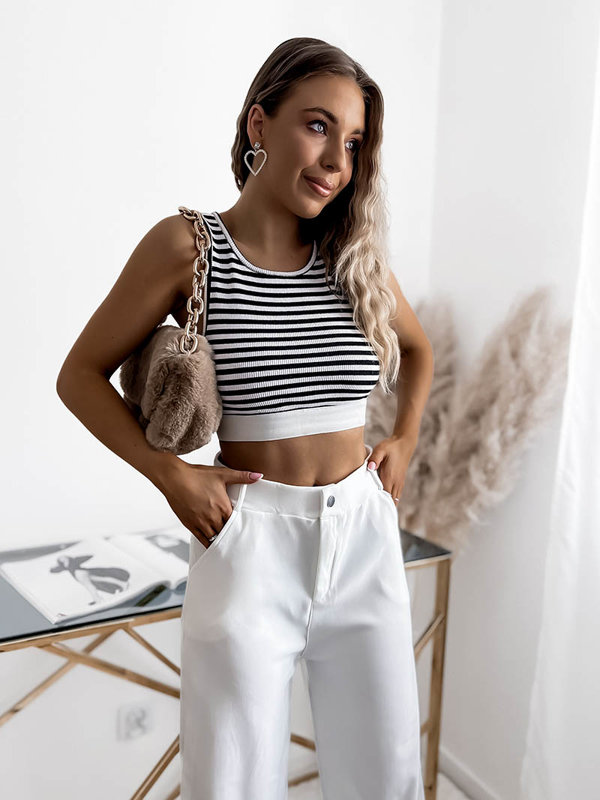 Široké dámské kalhoty v bílé barvě- Oblečení