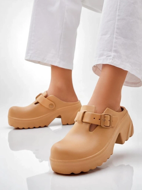 Royalfashion Жіночі rubber heeled сандалі Voxones