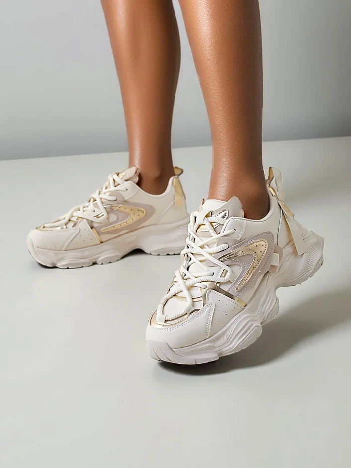 Royalfashion Dámské sportovní tenisky na silnější podrážce Quua