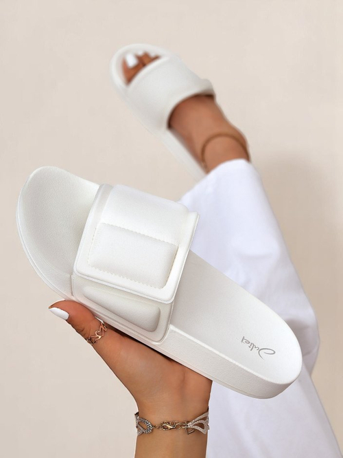 Royalfashion Жіночі шльопанці на плоскій підошві FlexiWalk