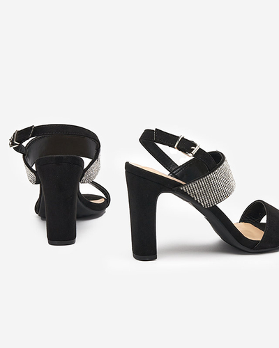 OUTLET Чорні жіночі босоніжки на стовпі з фіанітами Maerro - Взуття