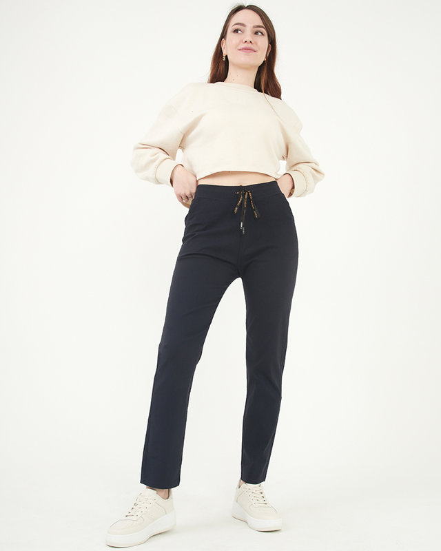 Černé látkové rovné dámské kalhoty PLUS SIZE - Oblečení