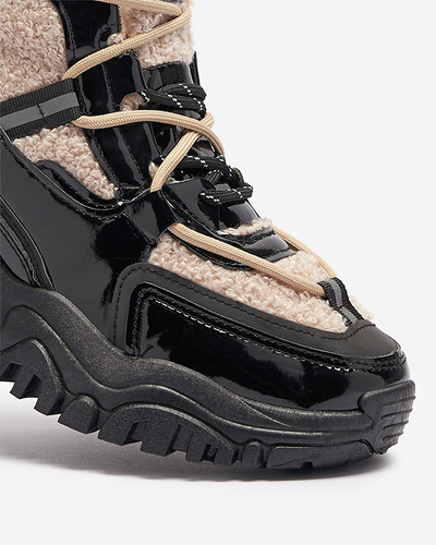 Чорні жіночі спортивні кросівки з хутром та бежевою шнурівкою Adbo- Footwear