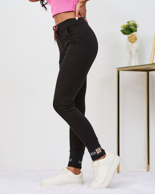 Класичні жіночі рожеві спортивні штани - Одяг