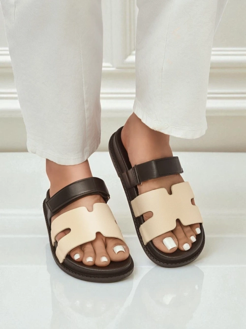 Royalfashion Жіночі сандалі зі штучної шкіри FlexiComfi