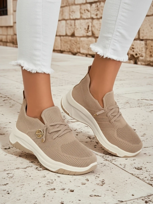 Royalfashion Жіночі тканинні спортивні кросівки без шнурків Teletta