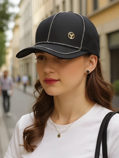 Royalfashion Kšiltovka s kamínky Třpytivá kšiltovka