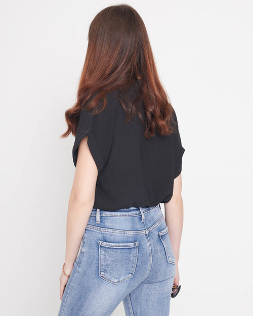 Сорочка чорного кольору із зав'язками на талії