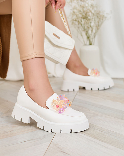 Royalfashion Білі жіночі мокасини з різнокольоровими кристалами Crystal Glam