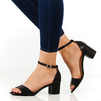 Černé sandály na nízkém sloupku Catherna - Obuv 1